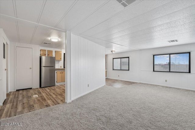 2121 N CENTER Street 102, Mesa, AZ 85201