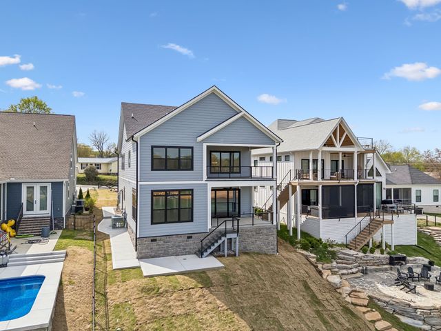 914 N Jefferson St, Winchester, TN 37398