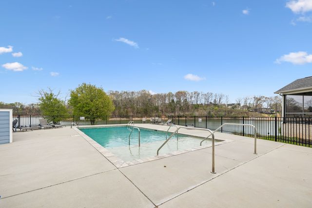 914 N Jefferson St, Winchester, TN 37398