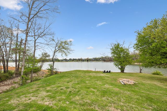 914 N Jefferson St, Winchester, TN 37398