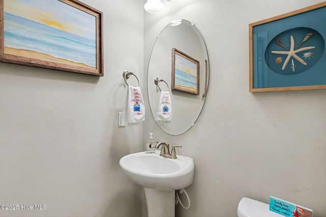 160 Freeboard Lane, Carolina Shores, NC 28467