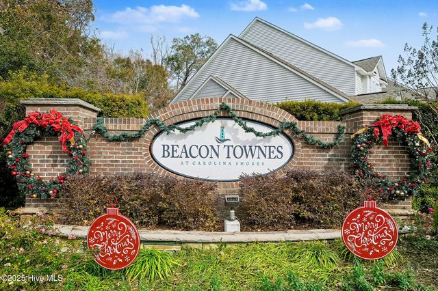 160 Freeboard Lane, Carolina Shores, NC 28467