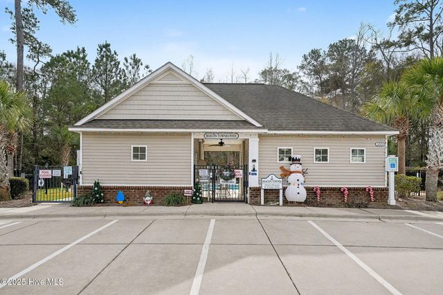 160 Freeboard Lane, Carolina Shores, NC 28467