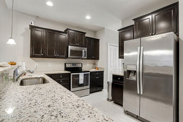 160 Freeboard Lane, Carolina Shores, NC 28467