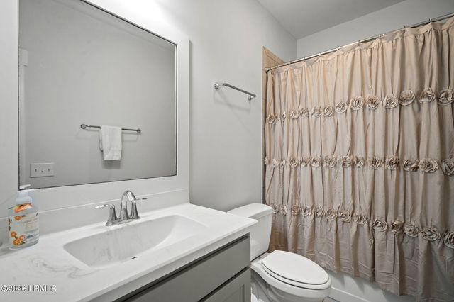 204 Locust Fence Road, St. Helena Island, SC 29920