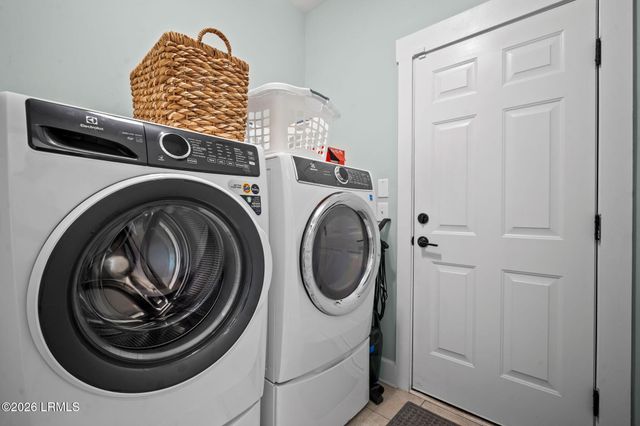 204 Locust Fence Road, St. Helena Island, SC 29920