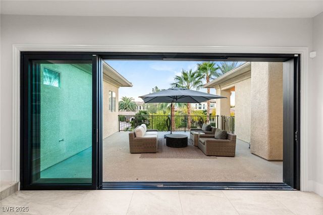 309 Royal Aberdeen Way, Las Vegas, NV 89144