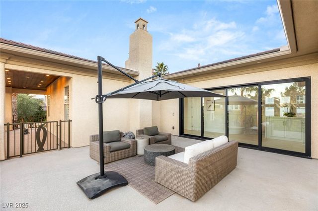 309 Royal Aberdeen Way, Las Vegas, NV 89144