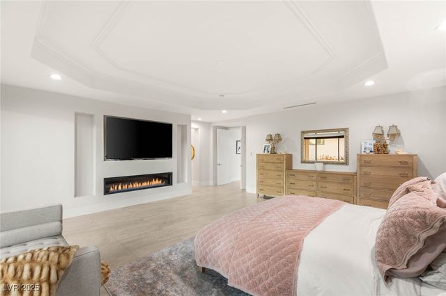 309 Royal Aberdeen Way, Las Vegas, NV 89144