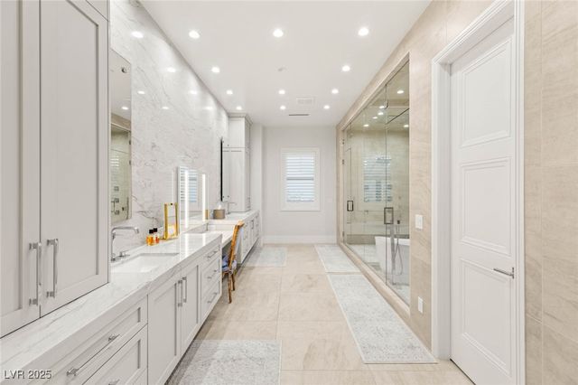 309 Royal Aberdeen Way, Las Vegas, NV 89144