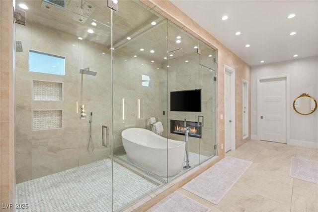 309 Royal Aberdeen Way, Las Vegas, NV 89144