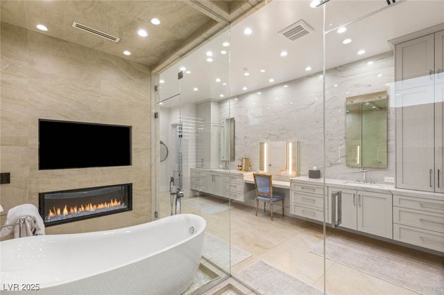 309 Royal Aberdeen Way, Las Vegas, NV 89144