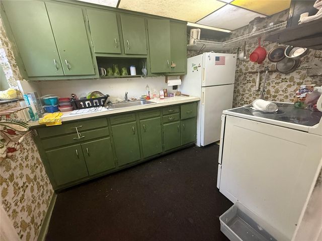 1001 SW 72nd Ct, Miami, FL 33144