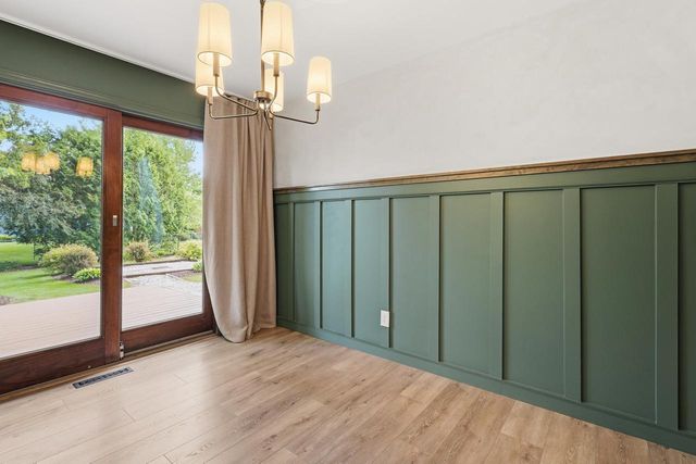 319 Meadowlark Circle, Deerfield, WI 53531