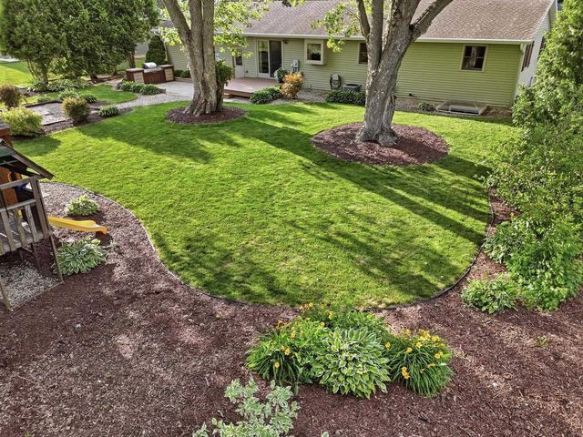 319 Meadowlark Circle, Deerfield, WI 53531