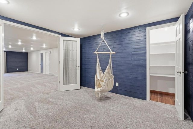 319 Meadowlark Circle, Deerfield, WI 53531
