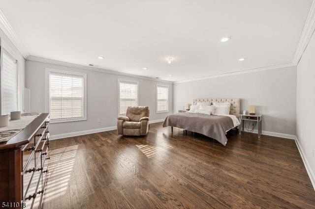 601 Monroe Ct, Hanover Twp., NJ 07981