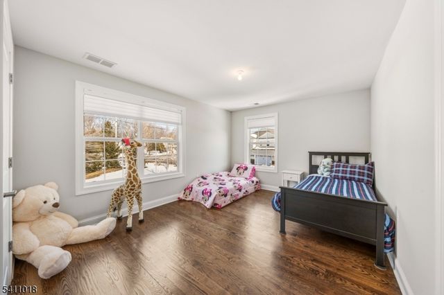 601 Monroe Ct, Hanover Twp., NJ 07981