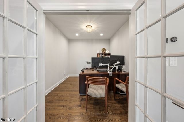 601 Monroe Ct, Hanover Twp., NJ 07981