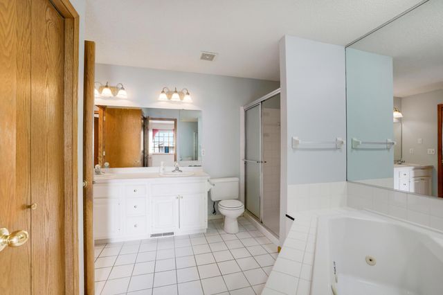 6159 Creek Line Drive, Minnetonka, MN 55345