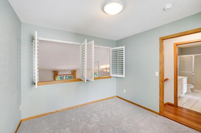 6159 Creek Line Drive, Minnetonka, MN 55345