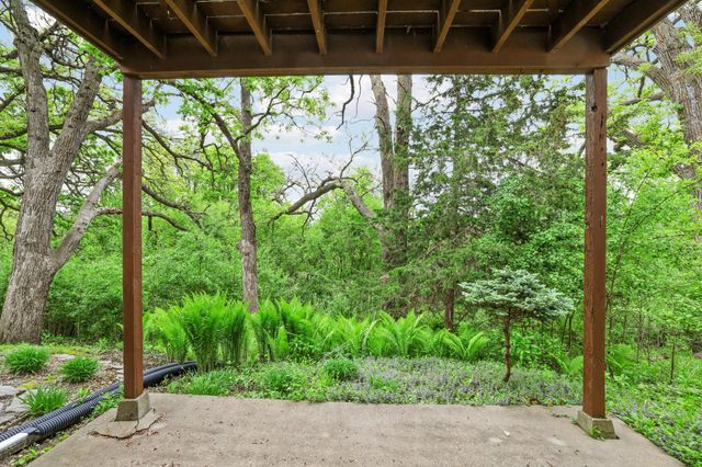 6159 Creek Line Drive, Minnetonka, MN 55345