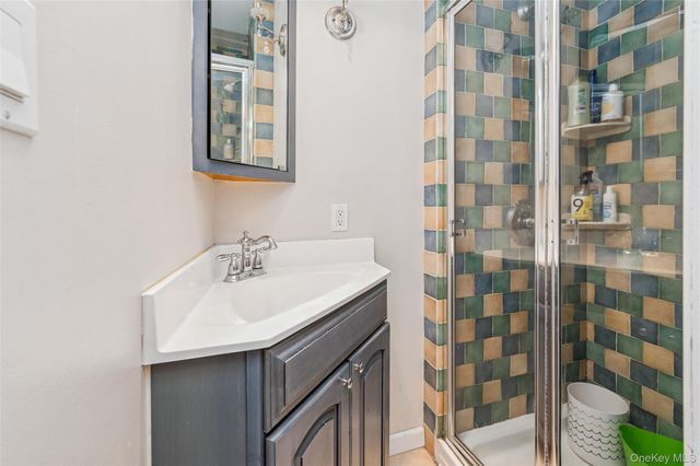 48 Elliot Drive, Hicksville, NY 11801