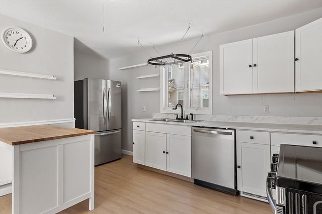 3 Franconia St, Worcester, MA 01602