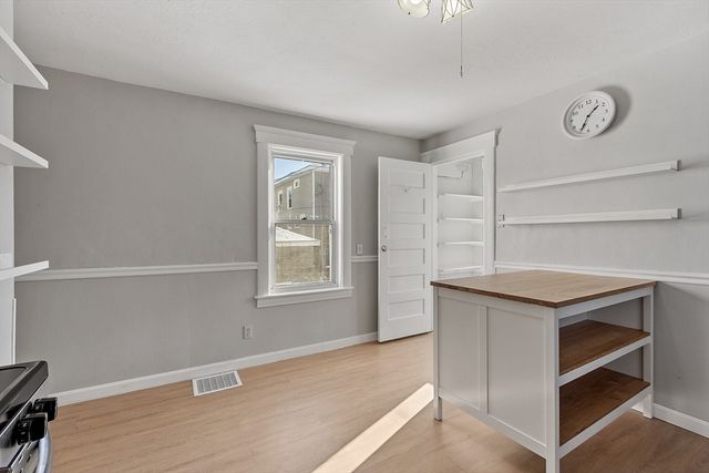 3 Franconia St, Worcester, MA 01602