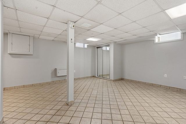 3 Franconia St, Worcester, MA 01602