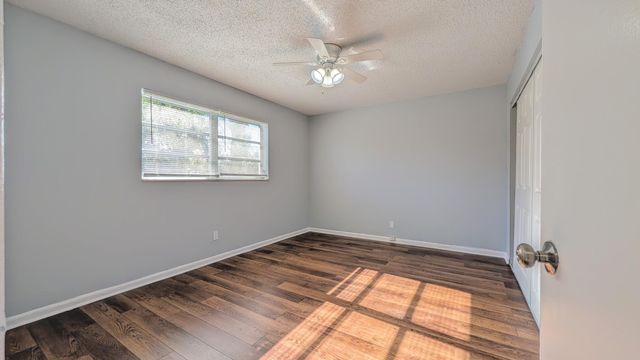 2301 SE 4th Street 15, Boynton Beach, FL 33435