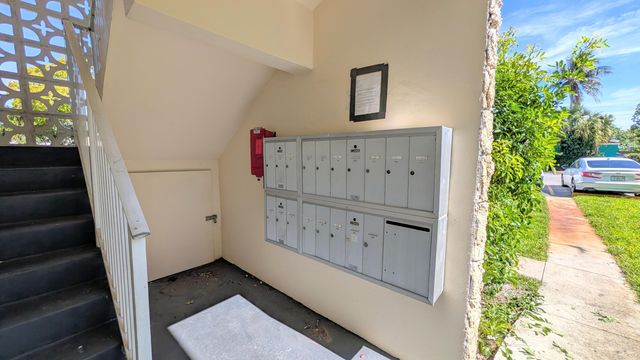 2301 SE 4th Street 15, Boynton Beach, FL 33435