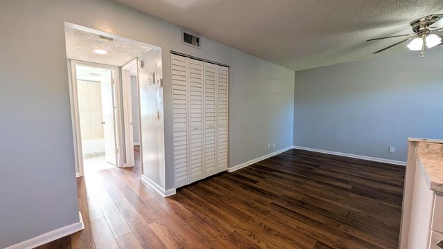 2301 SE 4th Street 15, Boynton Beach, FL 33435