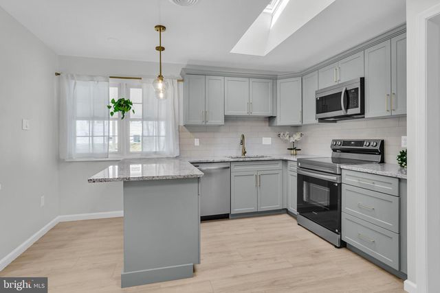 3604 KENT DR, Mechanicsburg, PA 17050