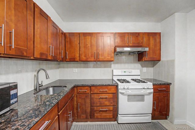 87-08 Justice Avenue 7G, Elmhurst, NY 11373