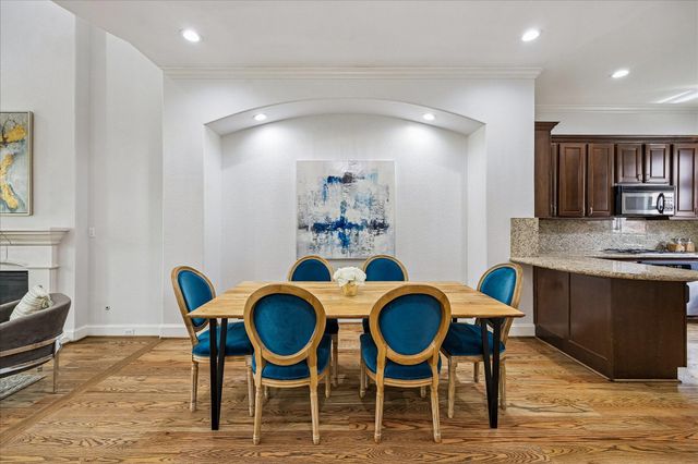 608 Westcott Street, Houston, TX 77007