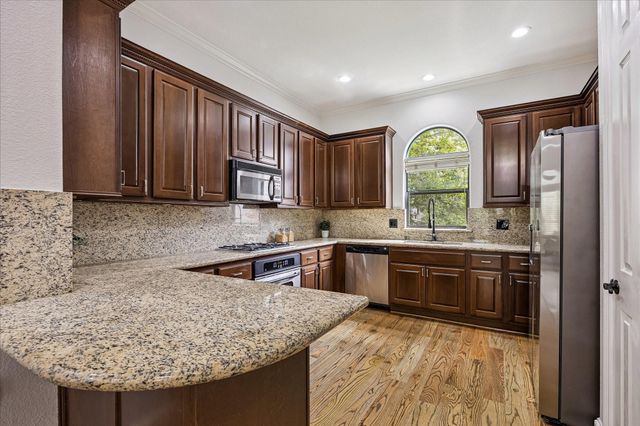 608 Westcott Street, Houston, TX 77007