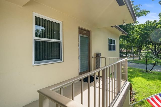 7360 NW 1st Street 208, Margate, FL 33063