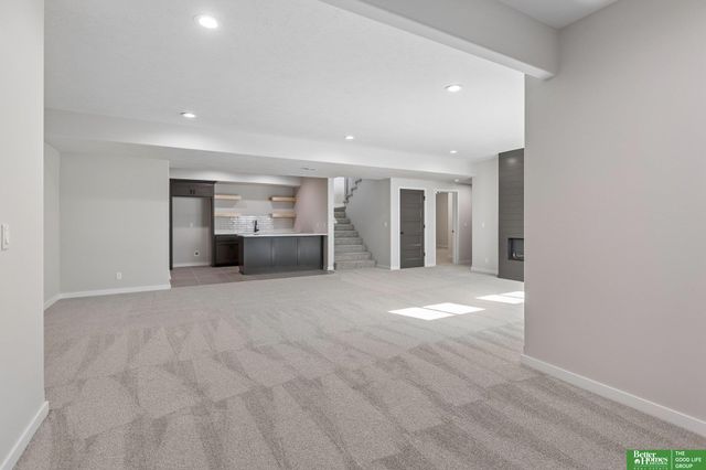 12375 lake Vista Drive, Papillion, NE 68046