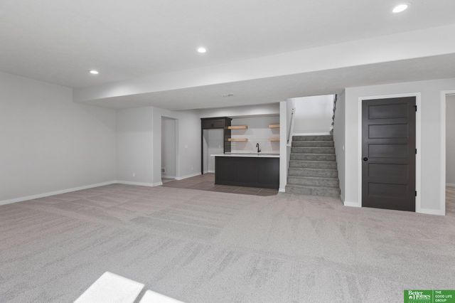12375 lake Vista Drive, Papillion, NE 68046