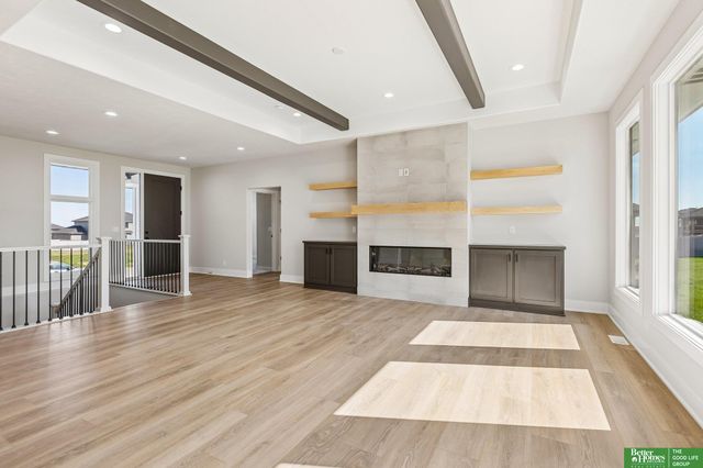 12375 lake Vista Drive, Papillion, NE 68046