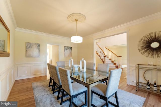 12704 AUTUMN CREST DR, Oak Hill, VA 20171