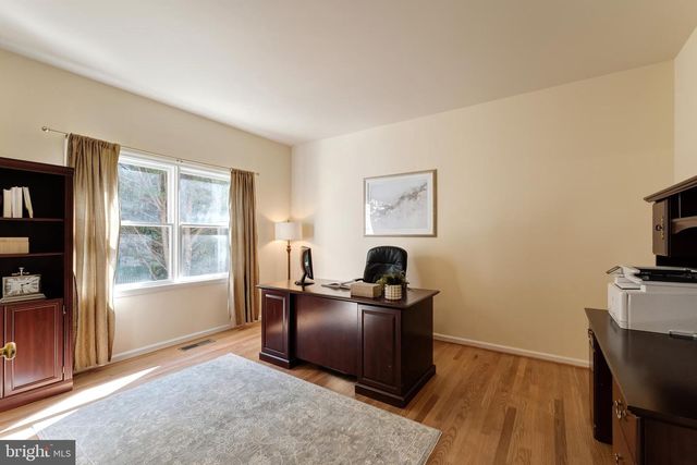 12704 AUTUMN CREST DR, Oak Hill, VA 20171