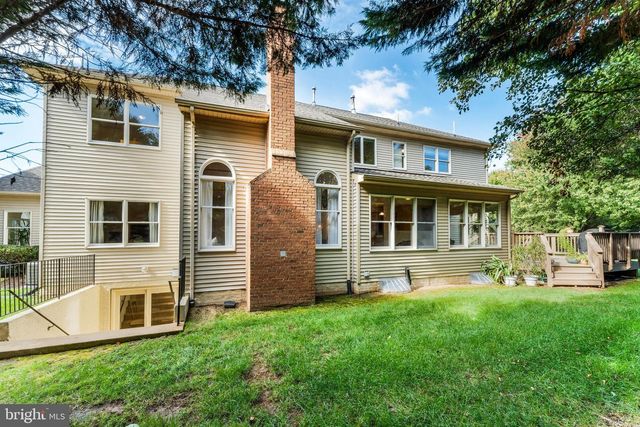 12704 AUTUMN CREST DR, Oak Hill, VA 20171