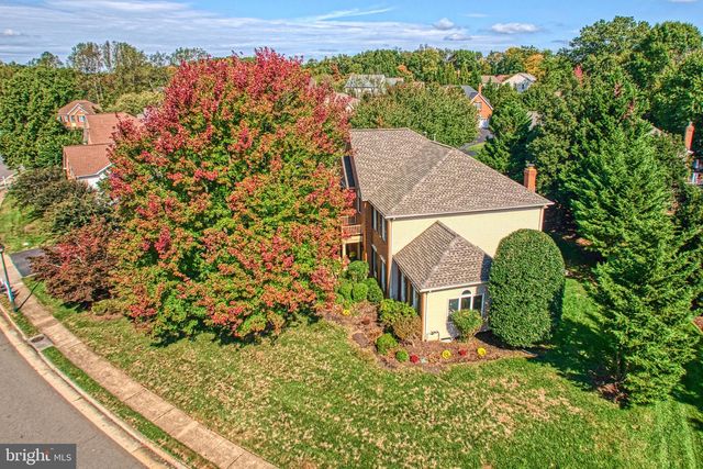 12704 AUTUMN CREST DR, Oak Hill, VA 20171