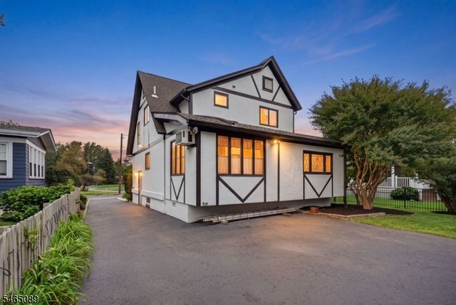 203 Balmiere Rd, Cranford Twp., NJ 07016