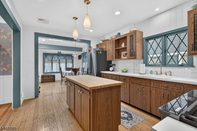 203 Balmiere Rd, Cranford Twp., NJ 07016