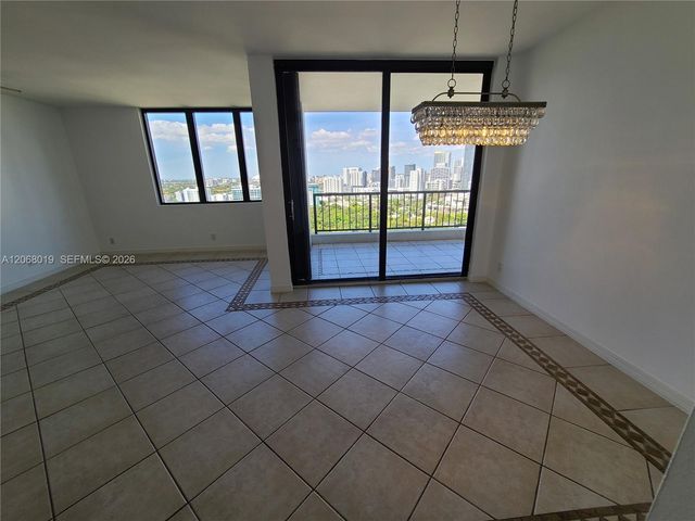 1581 Brickell Avenue 1907, Miami, FL 33129