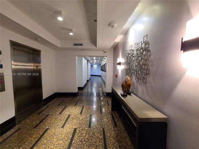 1581 Brickell Avenue 1907, Miami, FL 33129