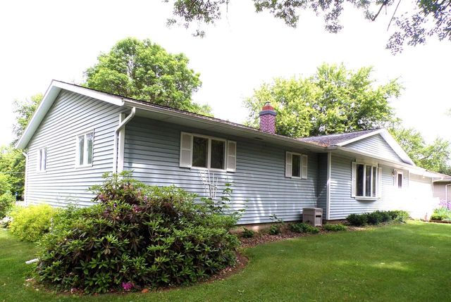 309 S WEST STREET, Loyal, WI 54446